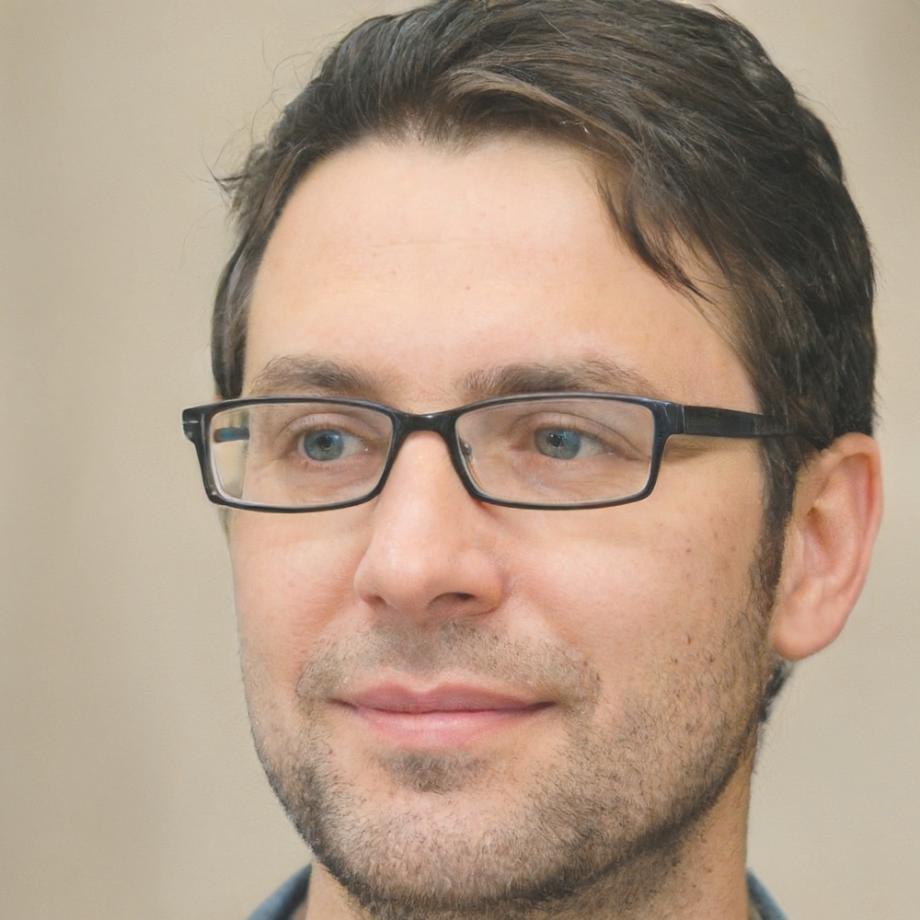 Mentor financiero Joaquín especialista en presupuestos personalizados